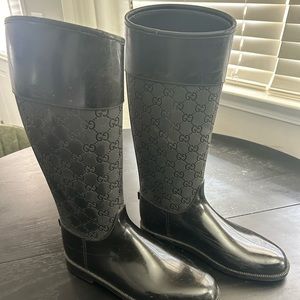 Gucci black rain boots size 8